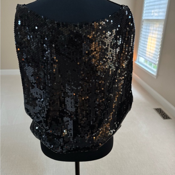Alice + Olivia Black Sequin Tank Top - Picture 3 of 4